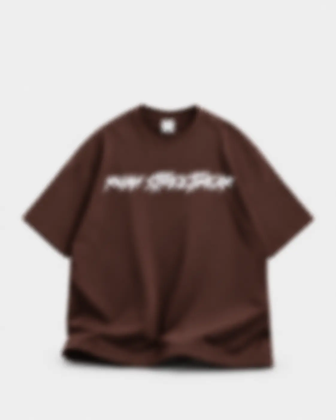 Camiseta marrom RUAH Streetwear com lettering inclinado original
