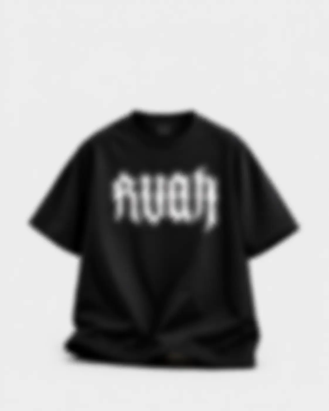 Camiseta preta com RUAH grande na frente